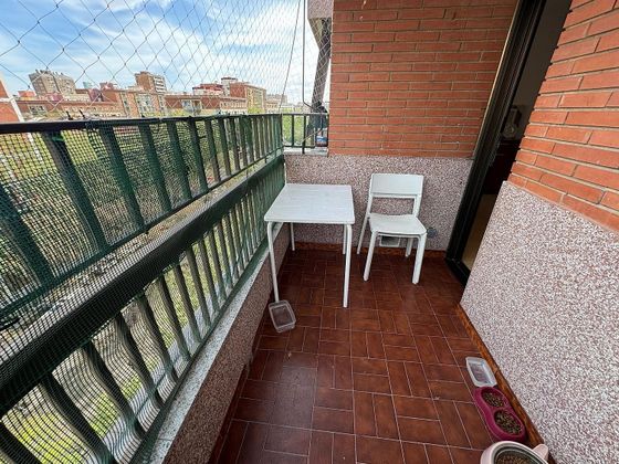 Foto 2 de Pis en venda a Sant Martí de Provençals de 3 habitacions amb terrassa i balcó