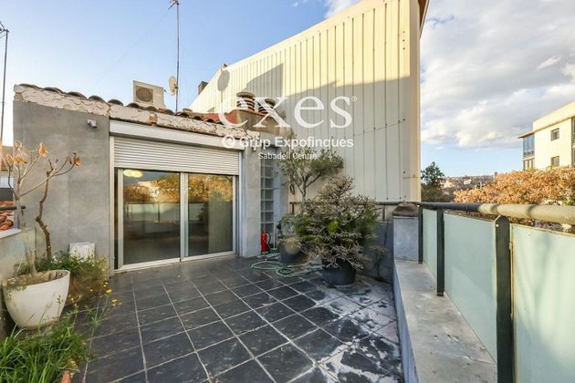 Foto 2 de Casa en venta en Centre - Sabadell de 4 habitaciones con terraza y balcón