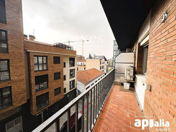 Foto 1 de Piso en venta en Gràcia de 2 habitaciones con balcón y ascensor