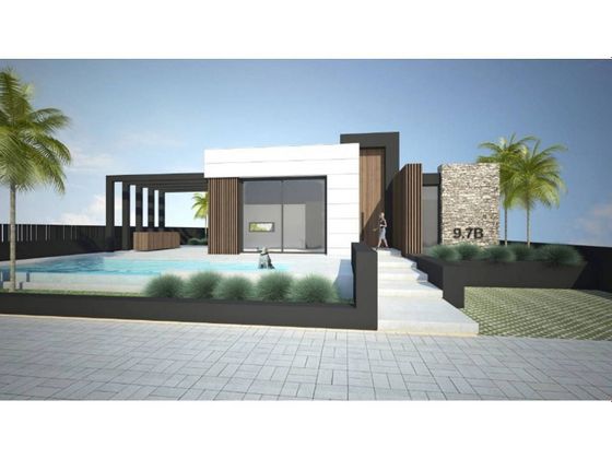 Foto 1 de Chalet en venta en Polop de 4 habitaciones con terraza y piscina