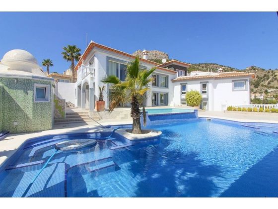 Foto 1 de Chalet en venta en Zona Puerto Blanco - Maryvilla de 6 habitaciones con terraza y piscina