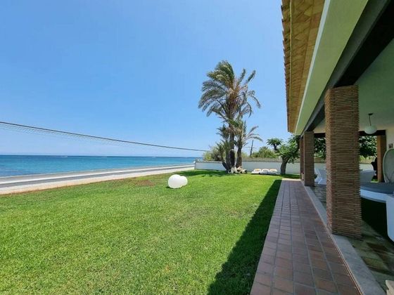 Foto 1 de Xalet en venda a El Puerto de 4 habitacions amb terrassa i garatge