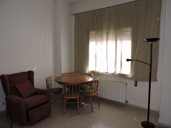 Foto 1 de Venta de piso en Almeda - El Corte Inglés de 3 habitaciones con calefacción y ascensor