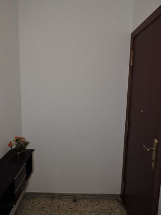Foto 2 de Pis en venda a Sanfeliu de 3 habitacions amb ascensor