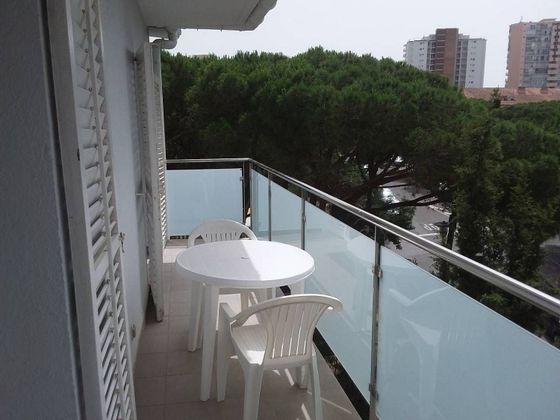 Foto 1 de Alquiler de piso en avenida Madrid de 2 habitaciones con terraza y muebles