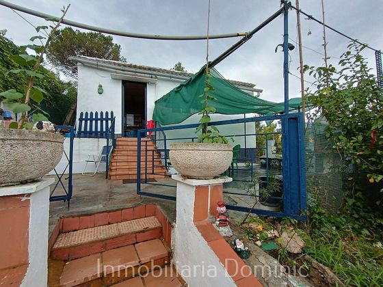 Foto 1 de Xalet en venda a calle Maladeta de 2 habitacions amb garatge i jardí