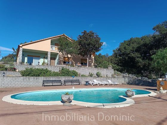 Foto 2 de Xalet en venda a calle Selva Mas Altaba de 5 habitacions amb terrassa i piscina