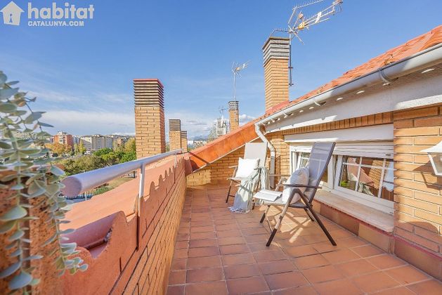 Foto 1 de Casa en venta en Sant Andreu de la Barca de 4 habitaciones con terraza y garaje