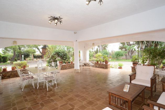 Foto 2 de Casa rural en venda a Camì Paterna-Lloma del Calderer de 7 habitacions amb terrassa i piscina