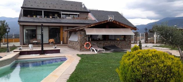 Foto 2 de Casa rural en venta en Montferrer i Castellbó de 6 habitaciones con terraza y piscina