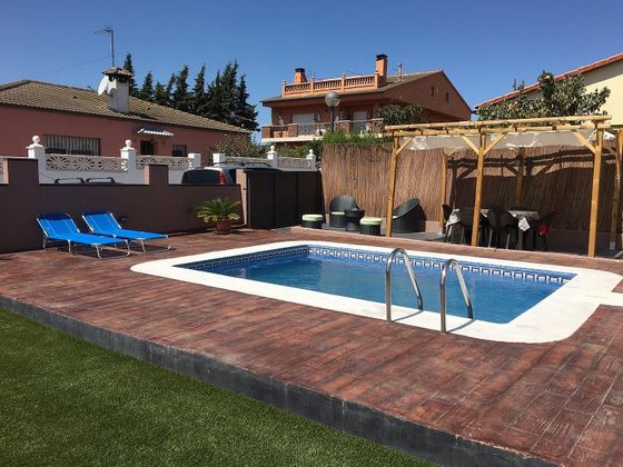 Foto 1 de Casa adossada en venda a Sant Jaume dels Domenys de 2 habitacions amb terrassa i piscina