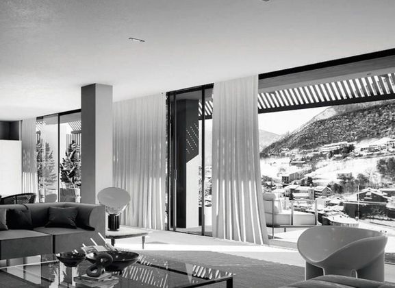Foto 1 de Local en venda a Andorra la Vella amb terrassa i ascensor