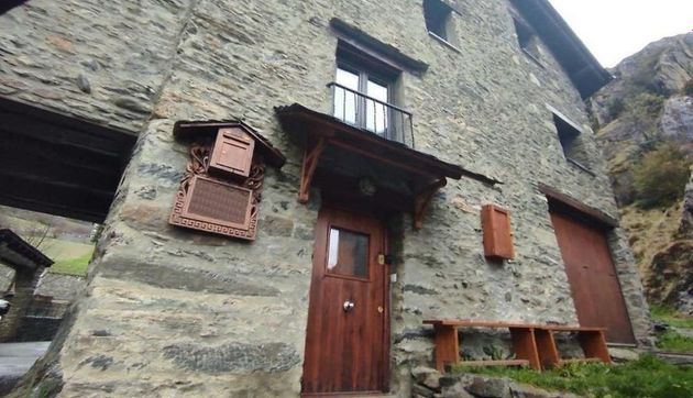 Foto 2 de Casa en venda a Ordino de 3 habitacions amb calefacció