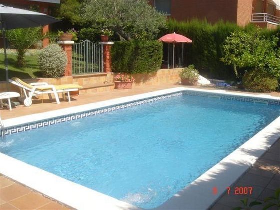 Foto 1 de Casa en venda a Castellvell del Camp de 4 habitacions amb piscina i jardí