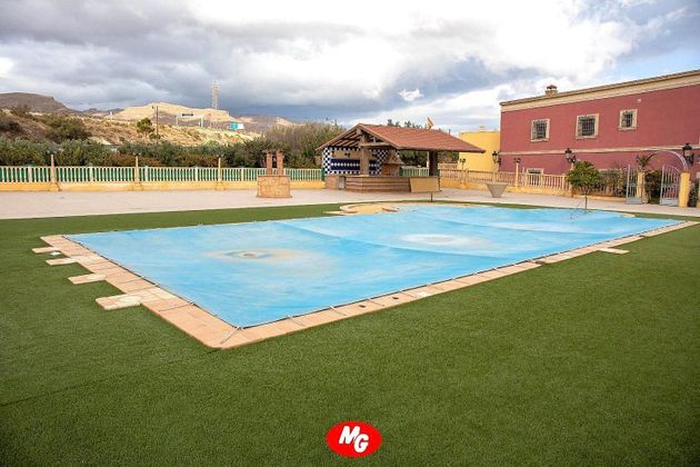Foto 1 de Xalet en venda a Viator de 9 habitacions amb terrassa i piscina