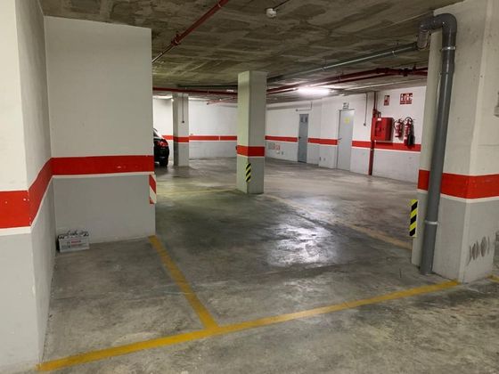 Foto 1 de Garaje en venta en Ensanche - Diputación de 17 m²