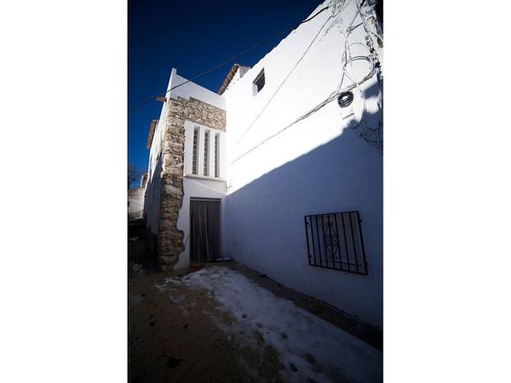 Foto 1 de Casa en venda a Santiago-Pontones de 3 habitacions amb terrassa i garatge