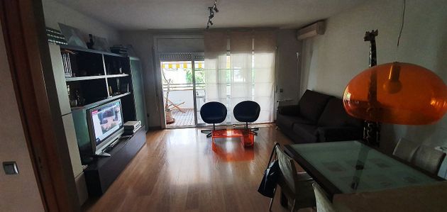 Foto 2 de Casa adossada en venda a Barri del Mar - Ribes Roges de 4 habitacions amb terrassa i garatge