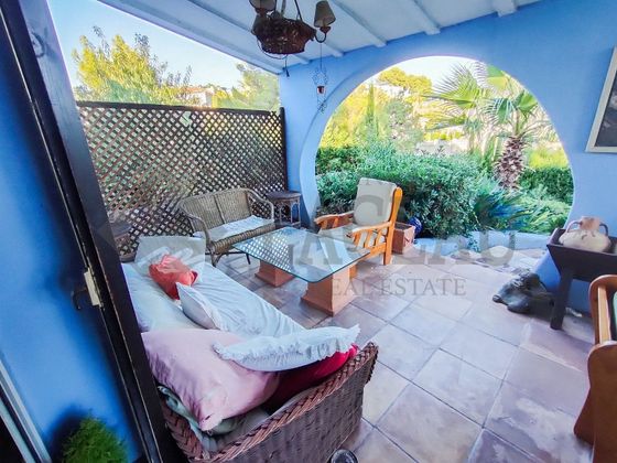 Foto 1 de Xalet en venda a Coma-Ruga de 6 habitacions amb terrassa i piscina
