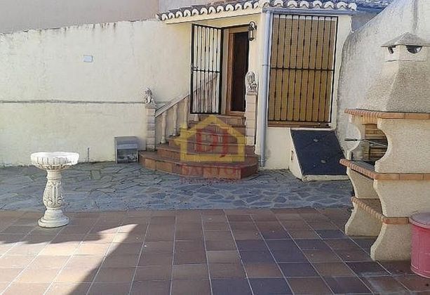 Foto 2 de Casa en venta en Tardáguila de 4 habitaciones con terraza y garaje