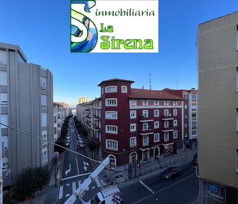 Foto 1 de Pis en venda a calle Bajada la Estacion de 3 habitacions amb balcó