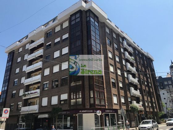 Foto 2 de Pis en venda a calle Republica Argentina de 4 habitacions amb calefacció i ascensor