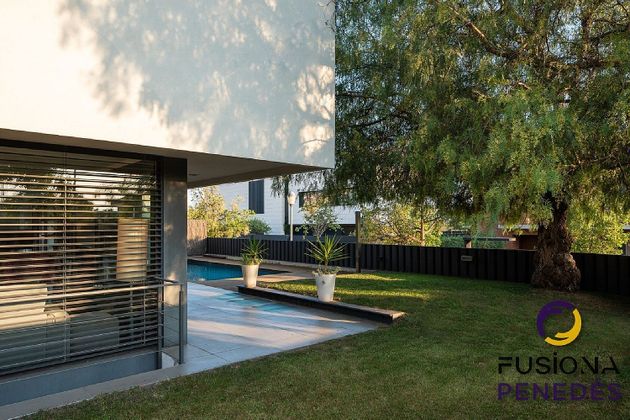 Foto 1 de Casa en venda a avenida Del Pla del Diable de 5 habitacions amb terrassa i piscina