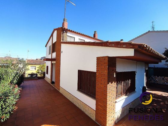 Foto 1 de Venta de casa en Sant Pere de Riudebitlles de 5 habitaciones con terraza y garaje