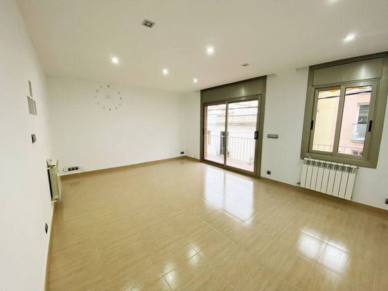 Foto 1 de Pis en venda a Centre - Mataró de 3 habitacions amb balcó i calefacció
