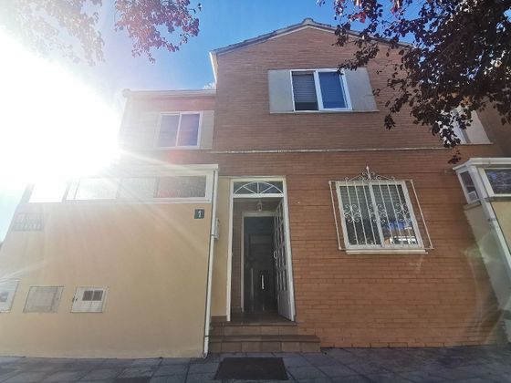Foto 1 de Casa en venda a Villamuriel de Cerrato de 4 habitacions amb terrassa i garatge