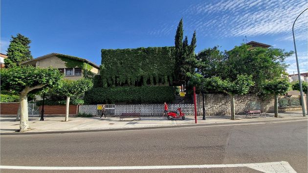 Foto 1 de Xalet en venda a San Pablo y Santa Marina de 9 habitacions amb terrassa i piscina