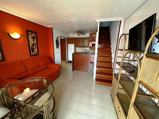 Foto 2 de Dúplex en venta en La Pineda de 2 habitaciones con terraza y piscina