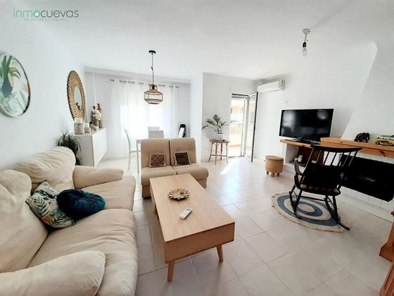 Foto 2 de Piso en venta en Villaricos de 6 habitaciones con terraza y garaje