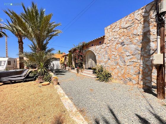 Foto 2 de Chalet en venta en Cuevas del Almanzora pueblo de 3 habitaciones con terraza y garaje