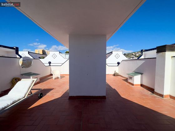 Foto 2 de Alquiler de casa adosada en Aiguadolç - Sant Sebastià de 4 habitaciones con terraza y piscina
