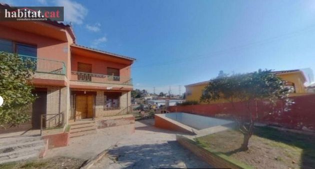 Foto 1 de Casa rural en venda a Mas Trader-Corral D’En Tort-Corral D’En Cona de 5 habitacions amb terrassa i piscina