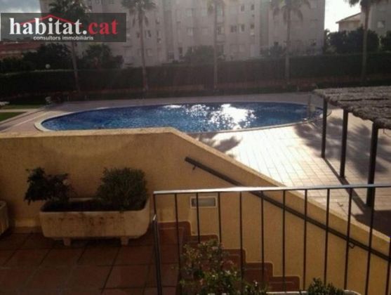 Foto 2 de Pis en venda a Can Girona - Terramar - Can Pei - Vinyet de 2 habitacions amb terrassa i piscina