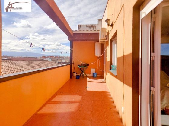 Foto 1 de Àtic en venda a Santa Fe de 1 habitació amb terrassa i piscina