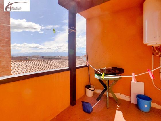 Foto 2 de Àtic en venda a Santa Fe de 1 habitació amb terrassa i piscina