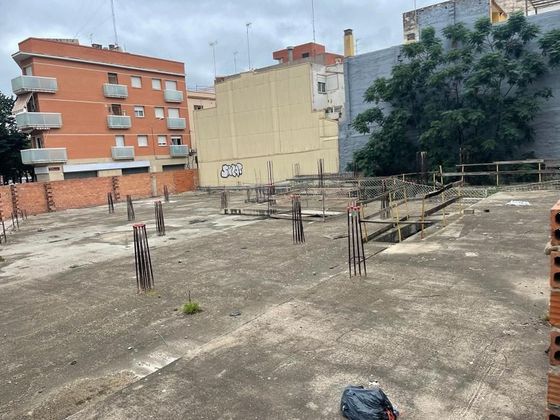 Foto 2 de Venta de terreno en calle De Miró de 445 m²