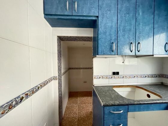 Foto 2 de Casa en venta en Castellet i la Gornal de 3 habitaciones con garaje