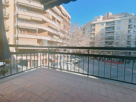 Foto 2 de Piso en venta en La Nova Esquerra de l'Eixample de 4 habitaciones con terraza y garaje