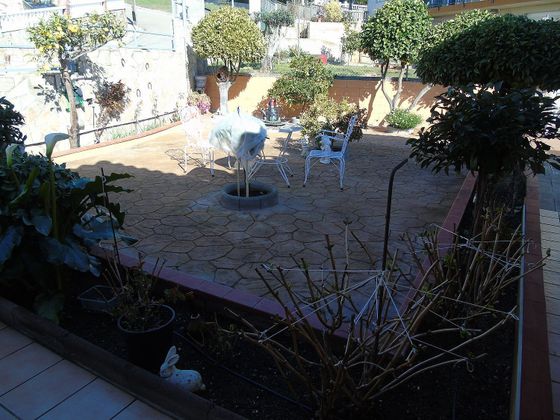 Foto 2 de Chalet en venta en Mas Mora - Sant Daniel de 3 habitaciones con terraza y jardín