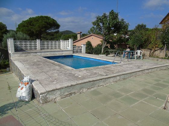 Foto 2 de Venta de chalet en Fogars de la Selva de 8 habitaciones con terraza y piscina
