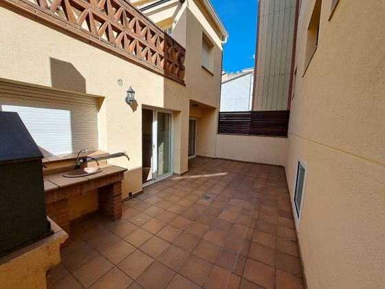 Foto 2 de Venta de casa adosada en Tordera de 4 habitaciones con terraza y balcón