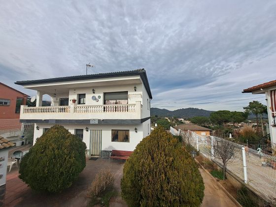 Foto 2 de Xalet en venda a Niàgara Parc - Ágora Parc - Roca Rossa de 6 habitacions amb terrassa i jardí
