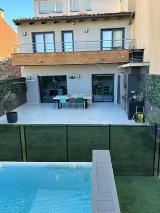 Foto 2 de Casa en venda a Tordera de 5 habitacions amb terrassa i piscina