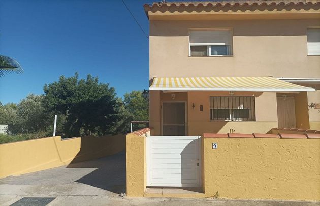 Foto 2 de Casa en venda a Montsià de Mar de 2 habitacions amb piscina i aire acondicionat