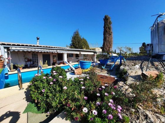 Foto 1 de Casa rural en venda a Centro - Alcanar de 3 habitacions amb terrassa i piscina