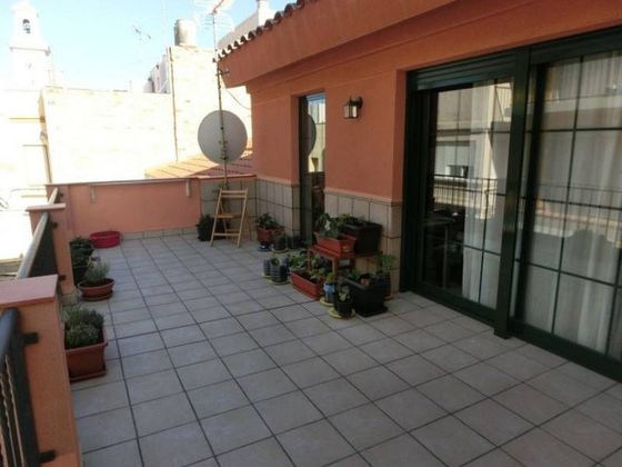 Foto 1 de Casa en venta en Centre - Sant Carles de la Ràpita de 3 habitaciones con terraza y balcón